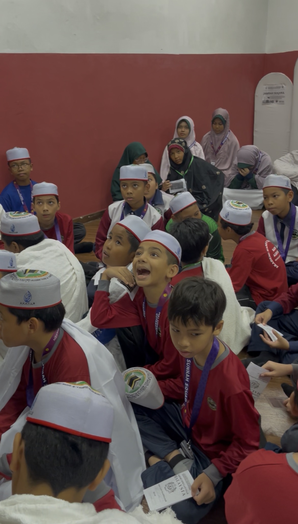 Pengalaman Ibadah Bersama Guru